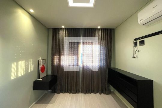 Quarto de apartamento à venda com 1 quarto, 65m² em Vila Rosa, Novo Hamburgo
