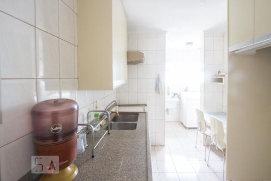 Cozinha de apartamento à venda com 2 quartos, 89m² em Campo Belo, São Paulo