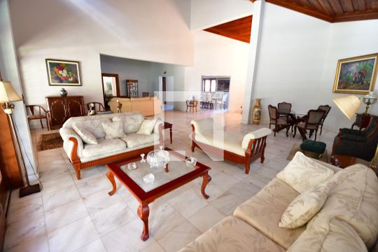 Sala de casa de condomínio à venda com 4 quartos, 850m² em Sítios de Recreio Gramado, Campinas