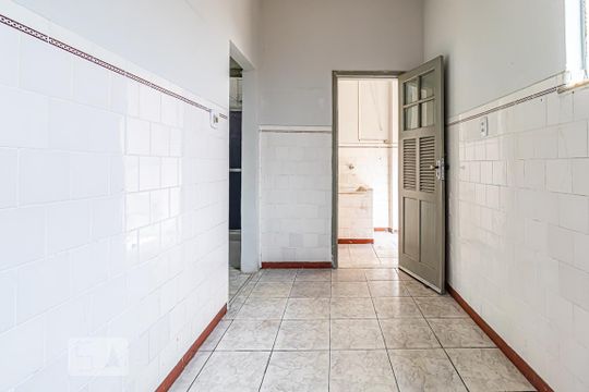 Cozinha de casa para alugar com 1 quarto, 40m² em Taquara, Rio de Janeiro