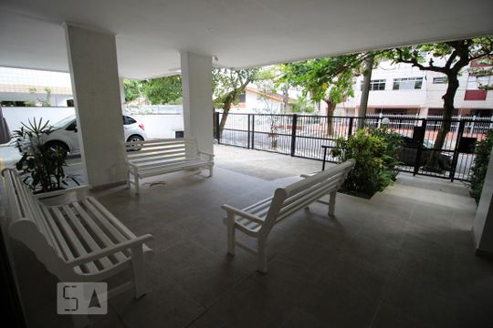 Área comum de apartamento para alugar com 2 quartos, 65m² em Jardim Las Palmas, Guarujá