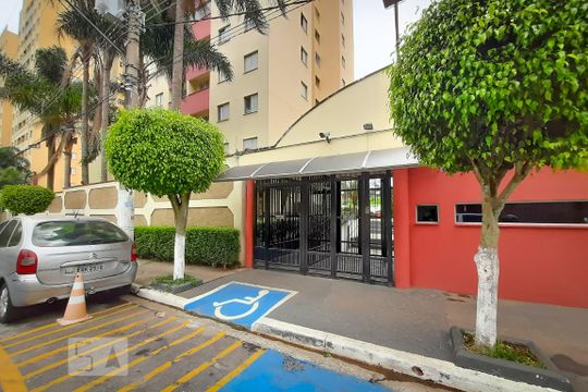 Fachada de apartamento à venda com 3 quartos, 66m² em Cidade Líder, São Paulo
