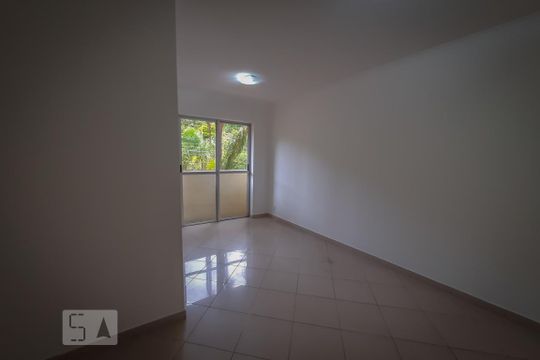 Sala de apartamento à venda com 3 quartos, 66m² em Cidade Líder, São Paulo