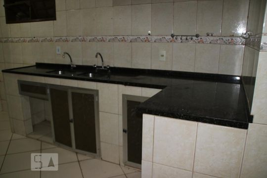 Casa à venda com 3 quartos, 200m² em Curicica, Rio de Janeiro