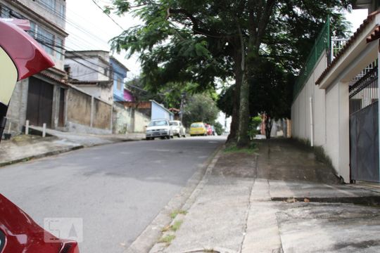 Casa à venda com 3 quartos, 200m² em Curicica, Rio de Janeiro