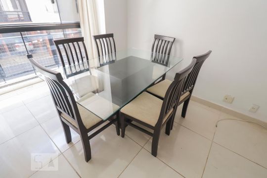 Sala de apartamento para alugar com 3 quartos, 84m² em Setor Urias Magalhães, Goiânia