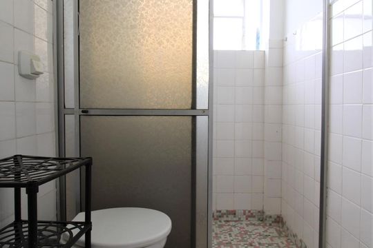 Banheiro de apartamento para alugar com 1 quarto, 40m² em Sumarezinho, São Paulo