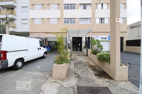 Fachada  de apartamento para alugar com 1 quarto, 40m² em Sumarezinho, São Paulo