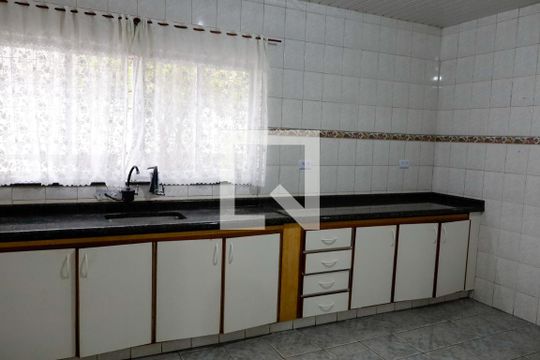 Cozinha de casa à venda com 6 quartos, 576m² em Vila Osasco, Osasco