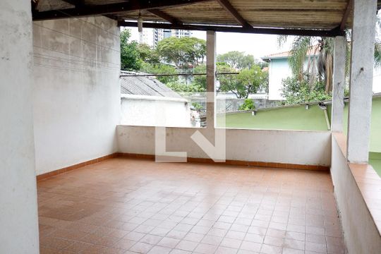 Área comum de casa à venda com 6 quartos, 576m² em Vila Osasco, Osasco