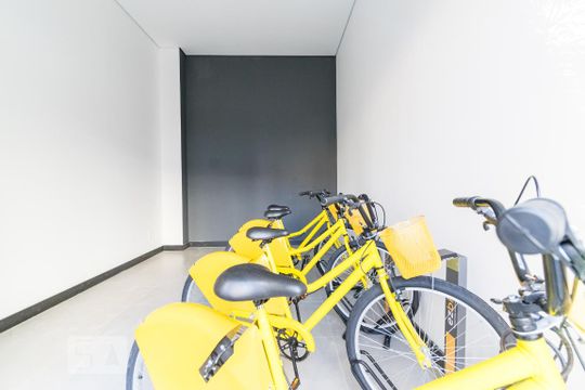 Bicicletário de apartamento para alugar com 1 quarto, 26m² em Vila Clementino, São Paulo