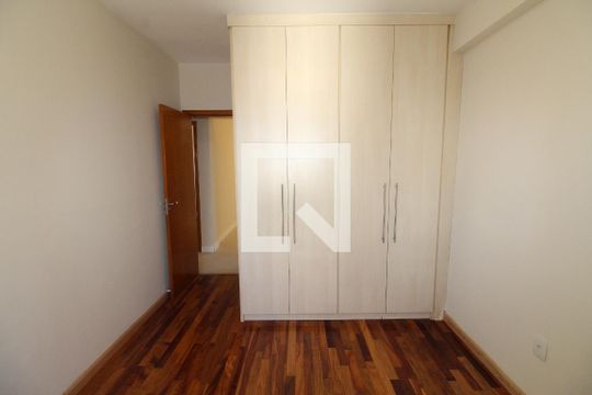 Quarto 1 de apartamento para alugar com 3 quartos, 90m² em Jardim Esplanada, São José dos Campos
