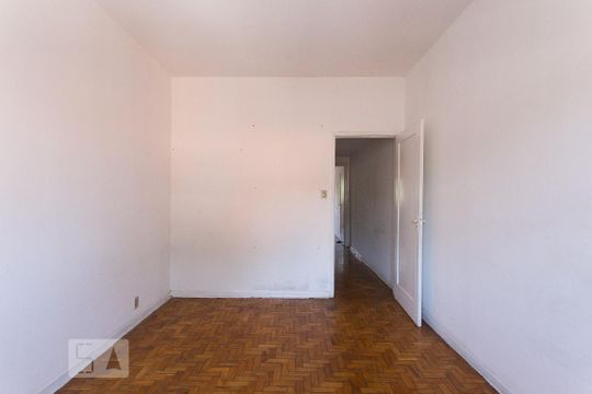 Quarto 1 de casa à venda com 2 quartos, 108m² em Vila Gomes Cardim, São Paulo