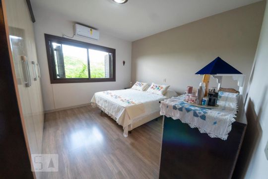 Quarto 1 de casa à venda com 4 quartos, 217m² em Feitoria, São Leopoldo