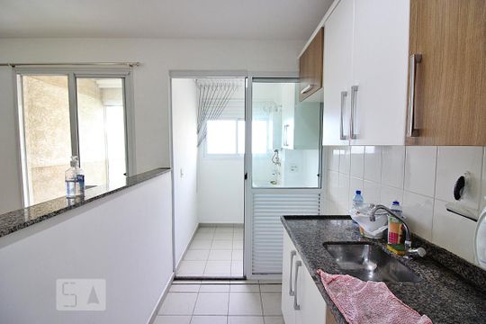 Cozinha de apartamento para alugar com 2 quartos, 49m² em Ferrazópolis, São Bernardo do Campo