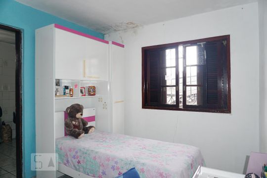 Suíte de casa à venda com 2 quartos, 107m² em Vila Marieta, São Paulo