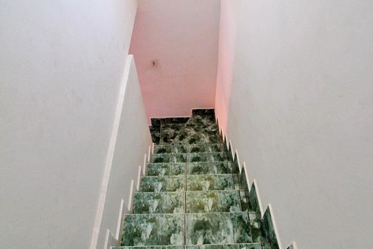 Escada de casa para alugar com 2 quartos, 125m² em Jardim Rina, Santo André