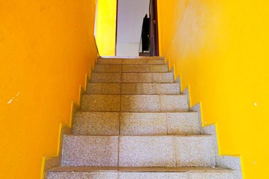 Escada de casa para alugar com 2 quartos, 125m² em Jardim Rina, Santo André