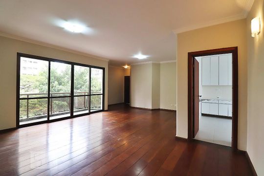 Apartamento para alugar com 3 quartos, 156m² em Jardim, Santo André