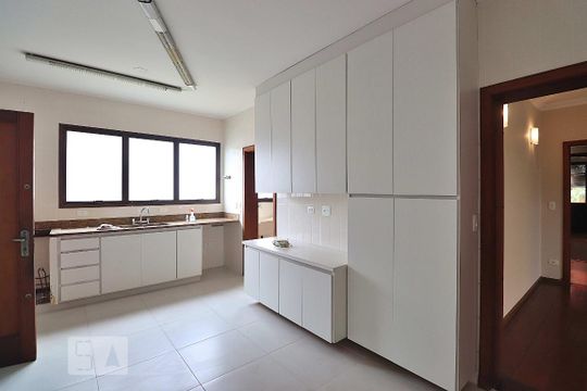 Cozinha de apartamento para alugar com 3 quartos, 156m² em Jardim, Santo André