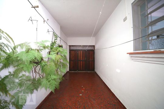 Garagem - Entrada de casa à venda com 3 quartos, 191m² em Vila Sao Francisco (zona Sul), São Paulo