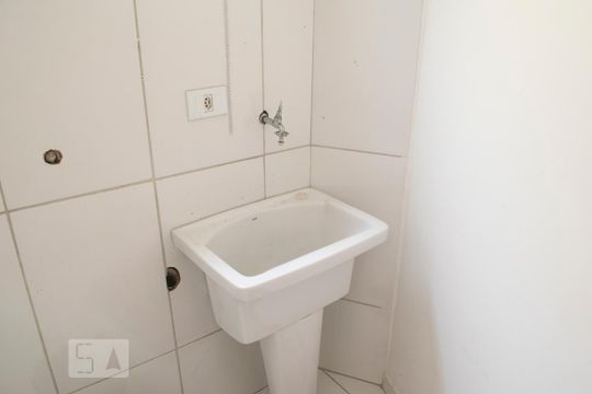 cozinha de kitnet/studio para alugar com 1 quarto, 70m² em Vila Zat, São Paulo