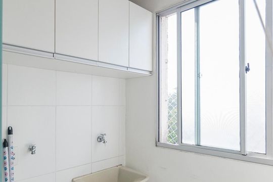 Área de Serviço de apartamento à venda com 2 quartos, 48m² em Parque São Vicente, Mauá