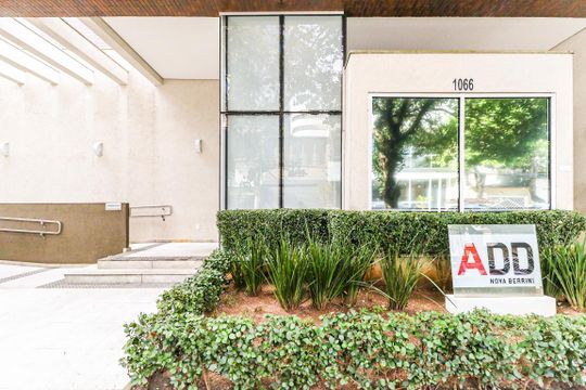 Fachada de kitnet/studio para alugar com 1 quarto, 33m² em Santo Amaro, São Paulo