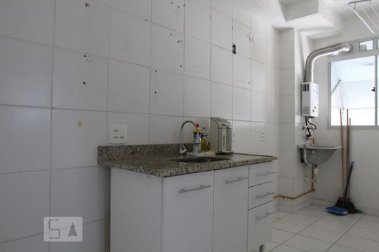 Cozinha de apartamento à venda com 2 quartos, 50m² em Água Santa, Rio de Janeiro