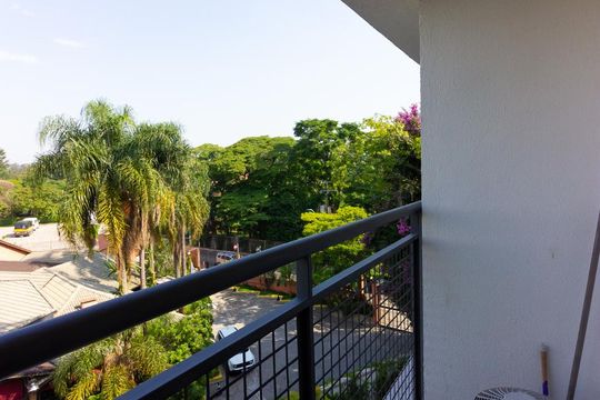 Varanda da Sala de kitnet/studio para alugar com 1 quarto, 30m² em Granja Viana, Cotia