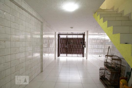Garagem de casa à venda com 3 quartos, 175m² em Itaquera, São Paulo