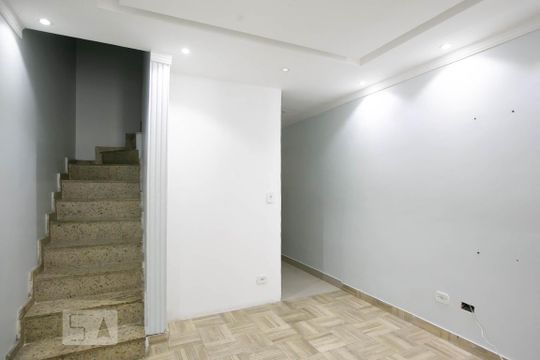 Sala de casa à venda com 3 quartos, 175m² em Itaquera, São Paulo
