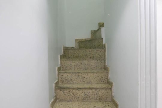 Escada de casa à venda com 3 quartos, 175m² em Itaquera, São Paulo