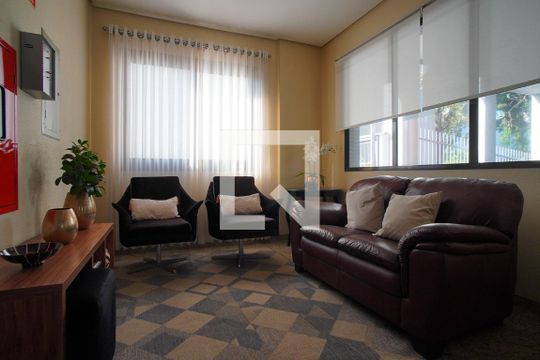 Área comum - Hall de apartamento para alugar com 3 quartos, 101m² em São João, Porto Alegre
