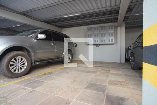 Estacionamento - Vaga 1 de apartamento para alugar com 3 quartos, 101m² em São João, Porto Alegre