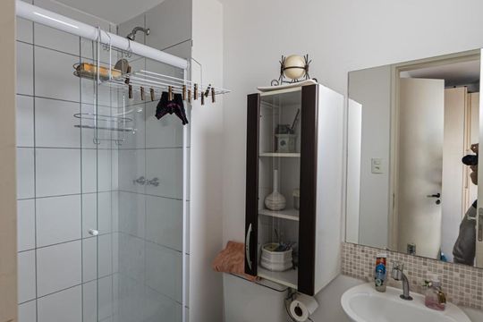 Banheiro Social de apartamento para alugar com 1 quarto, 29m² em Brás, São Paulo