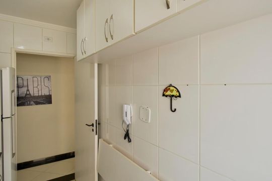Cozinha de apartamento para alugar com 3 quartos, 61m² em Vila Esperança, São Paulo