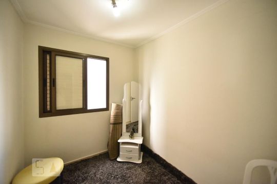Quarto 1 de apartamento para alugar com 3 quartos, 61m² em Vila Esperança, São Paulo