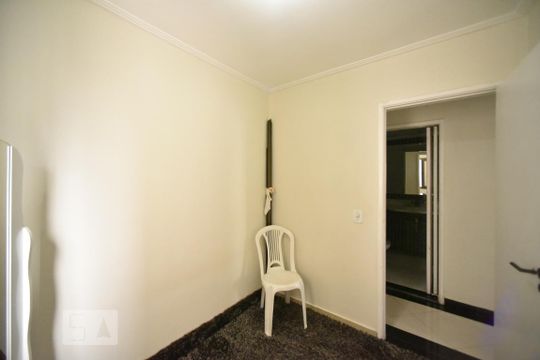 Quarto 1 de apartamento para alugar com 3 quartos, 61m² em Vila Esperança, São Paulo