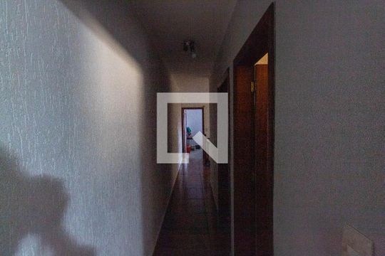 Corredor de casa à venda com 3 quartos, 170m² em Jardim Brasília (zona Leste), São Paulo