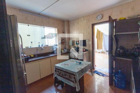 Cozinha de casa à venda com 3 quartos, 170m² em Jardim Brasília (zona Leste), São Paulo