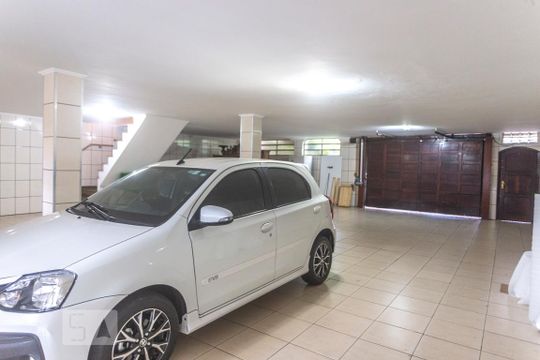 Garagem de casa para alugar com 4 quartos, 530m² em Jardim do Mar, São Bernardo do Campo