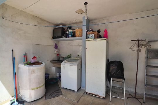 Área de Serviço de casa à venda com 4 quartos, 401m² em Utinga, Santo André
