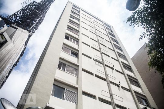Fachada do Prédio de apartamento para alugar com 1 quarto, 32m² em Higienópolis, São Paulo