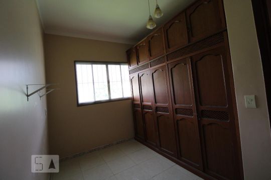 Quarto 2 de casa à venda com 3 quartos, 450m² em Jardim das Paineiras, Campinas