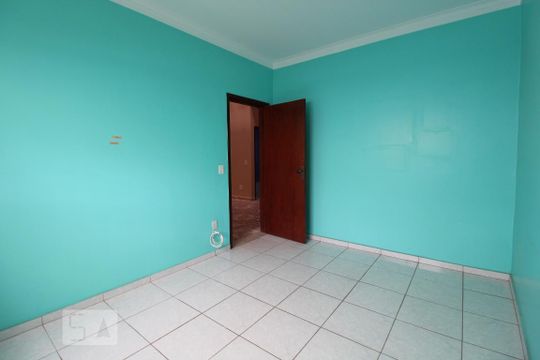 Quarto 1/Escritório de casa à venda com 3 quartos, 450m² em Jardim das Paineiras, Campinas