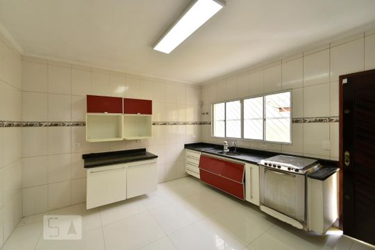 Cozinha de casa à venda com 3 quartos, 225m² em Vila Invernada, São Paulo