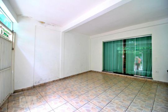 Garagem de casa à venda com 3 quartos, 190m² em Vila Floresta, Santo André