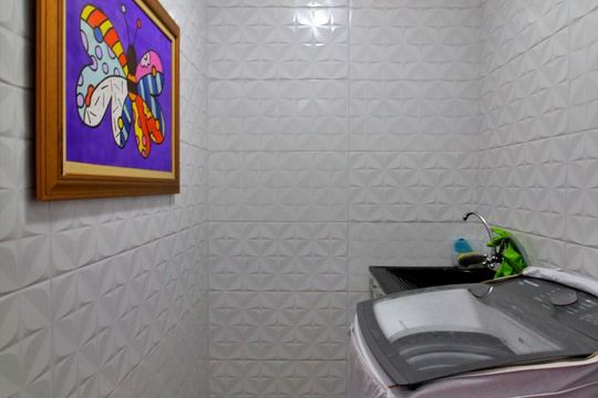 Área de Serviço de casa à venda com 3 quartos, 190m² em Vila Floresta, Santo André