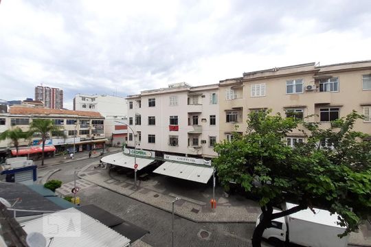 Vista de kitnet/studio para alugar com 1 quarto, 28m² em Méier, Rio de Janeiro